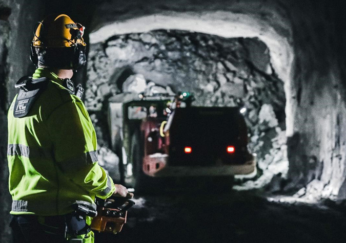 Bergarbetare i gruva