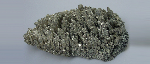 Magnesiumkristaller, 24 cm.