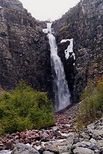 Njupesk&auml;r is Sweden&rsquo;s highest waterfall with a free fall of 70 m. 
